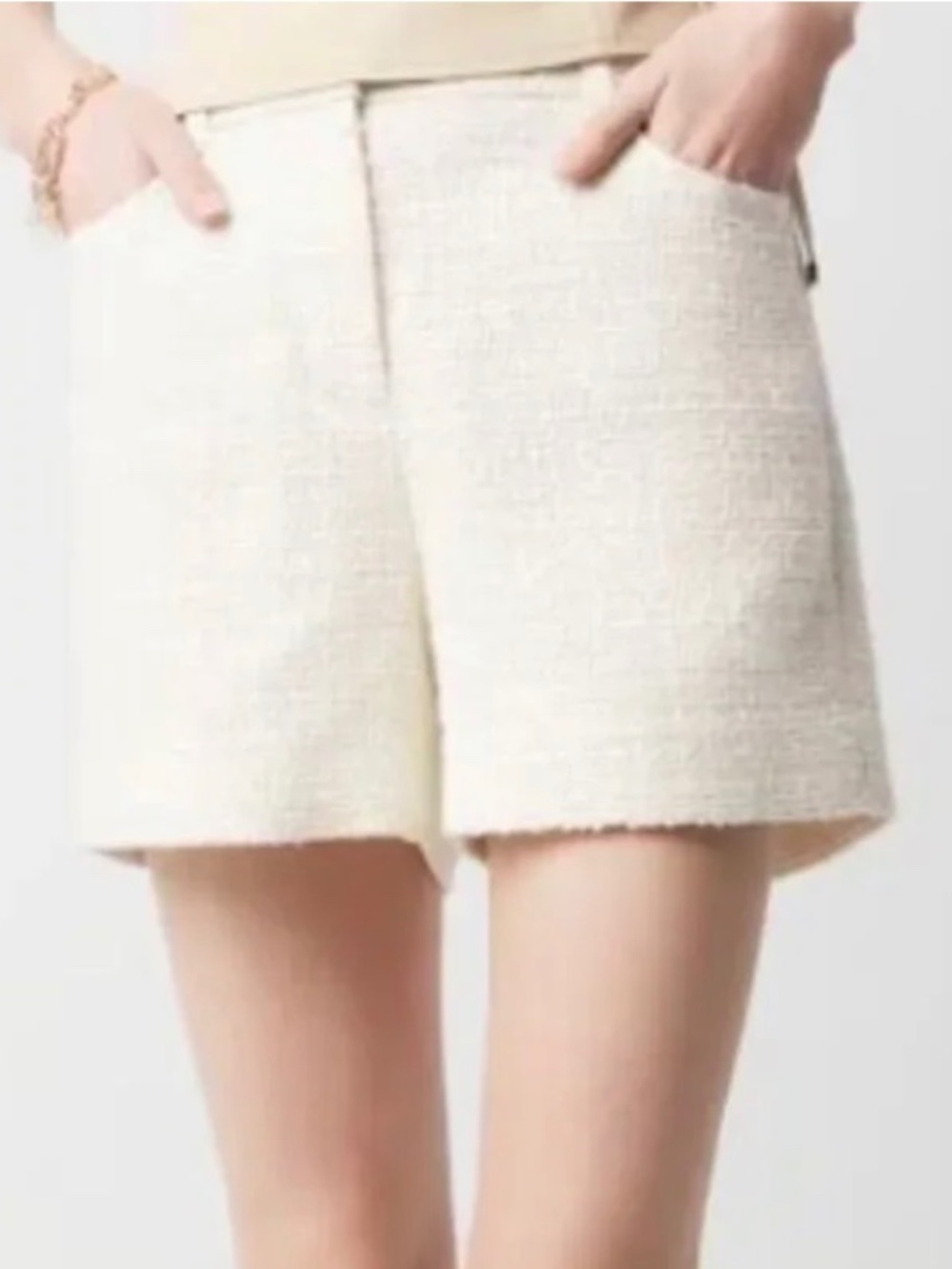 White House Black Market WHBM Cream Tweed Shorts Women’s - Size 8